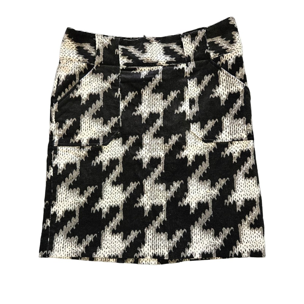 GO International Women's Black & White Houndstooth Corduroy Mini Skirt. Size‎ 7
